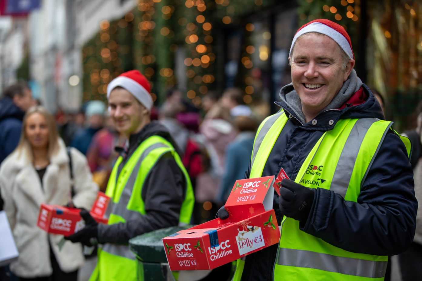 Christmas Holly Volunteers